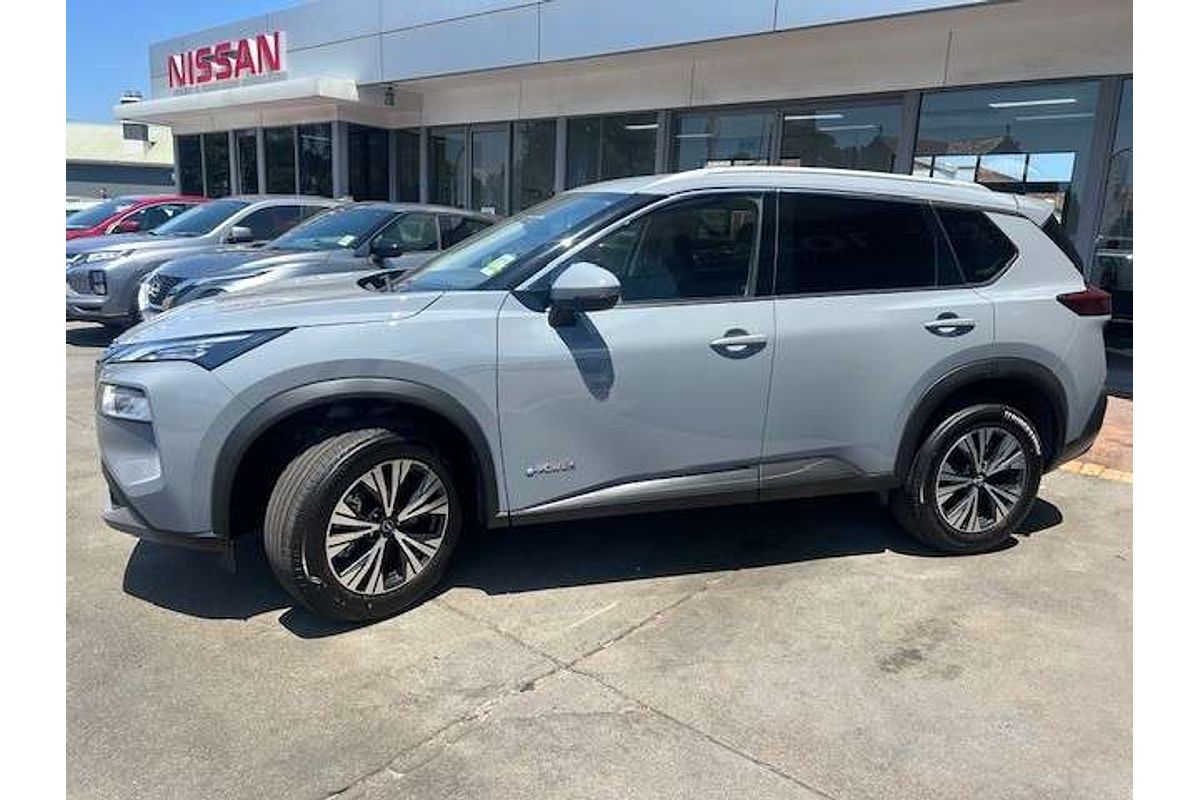 2025 Nissan X-TRAIL ST-L e-POWER T33