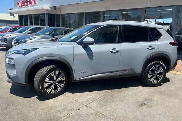 2025 Nissan X-TRAIL ST-L e-POWER T33