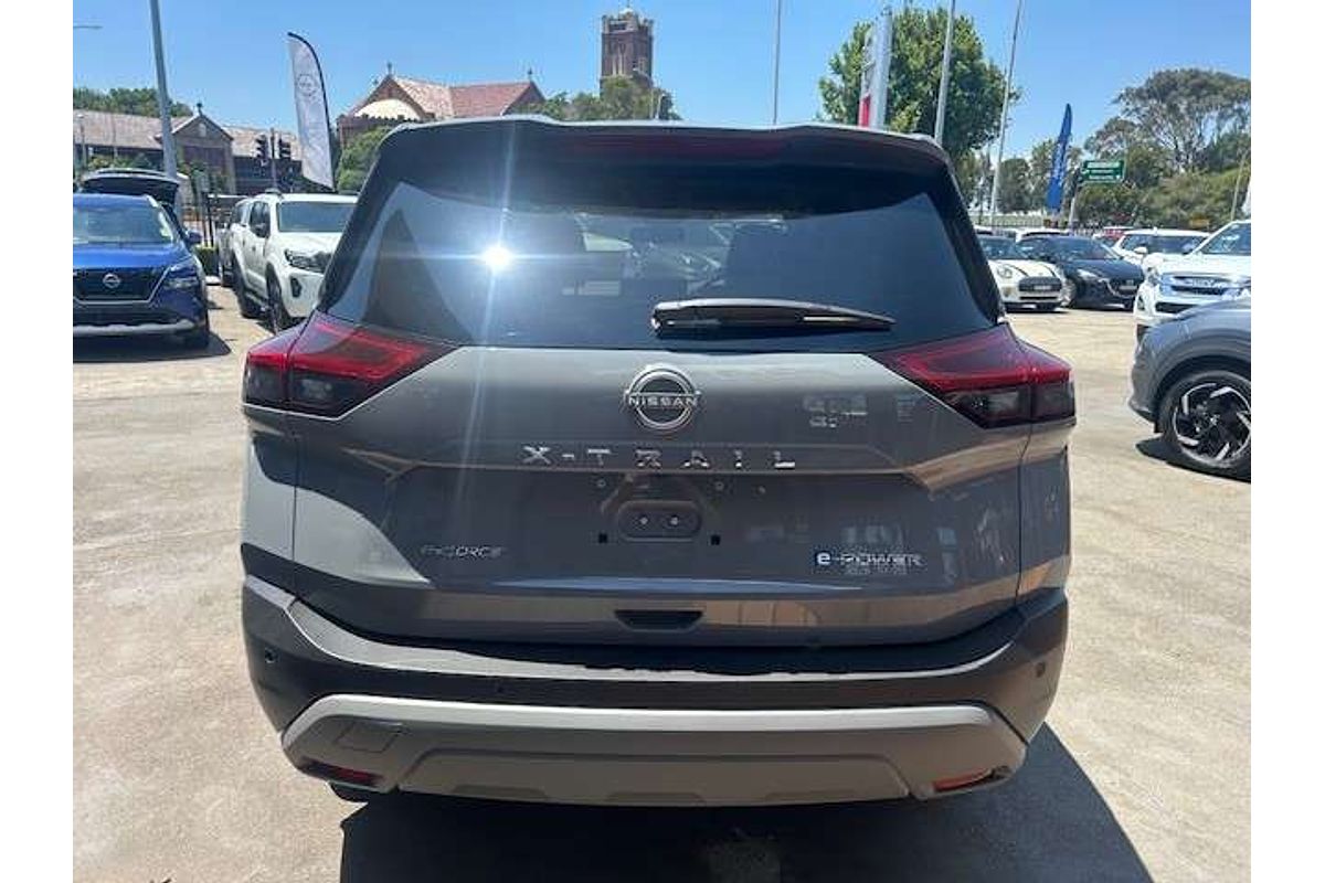 2025 Nissan X-TRAIL ST-L e-POWER T33