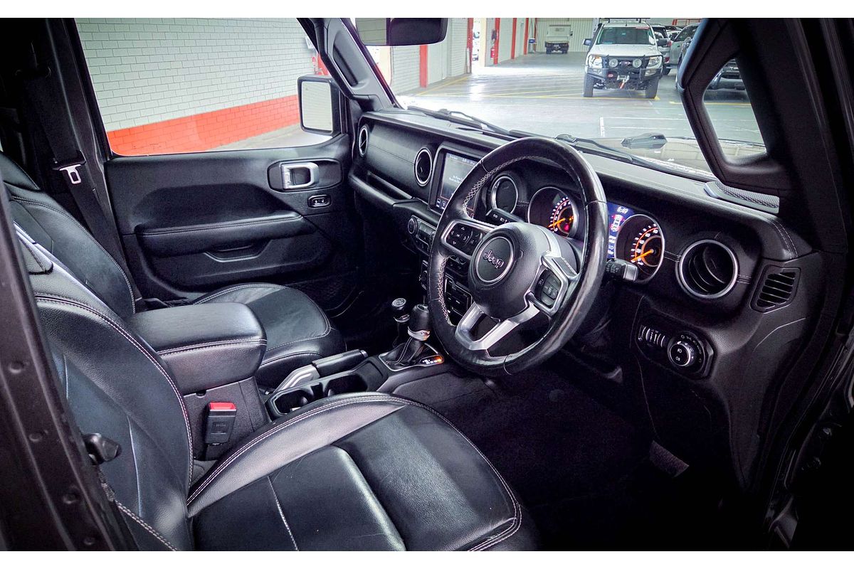 2019 Jeep Wrangler Unlimited Overland JL