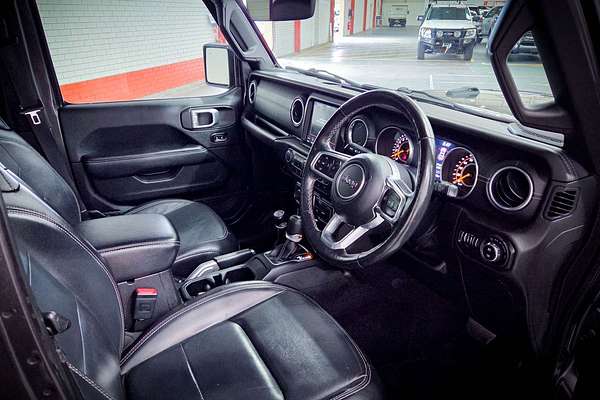 2019 Jeep Wrangler Unlimited Overland JL