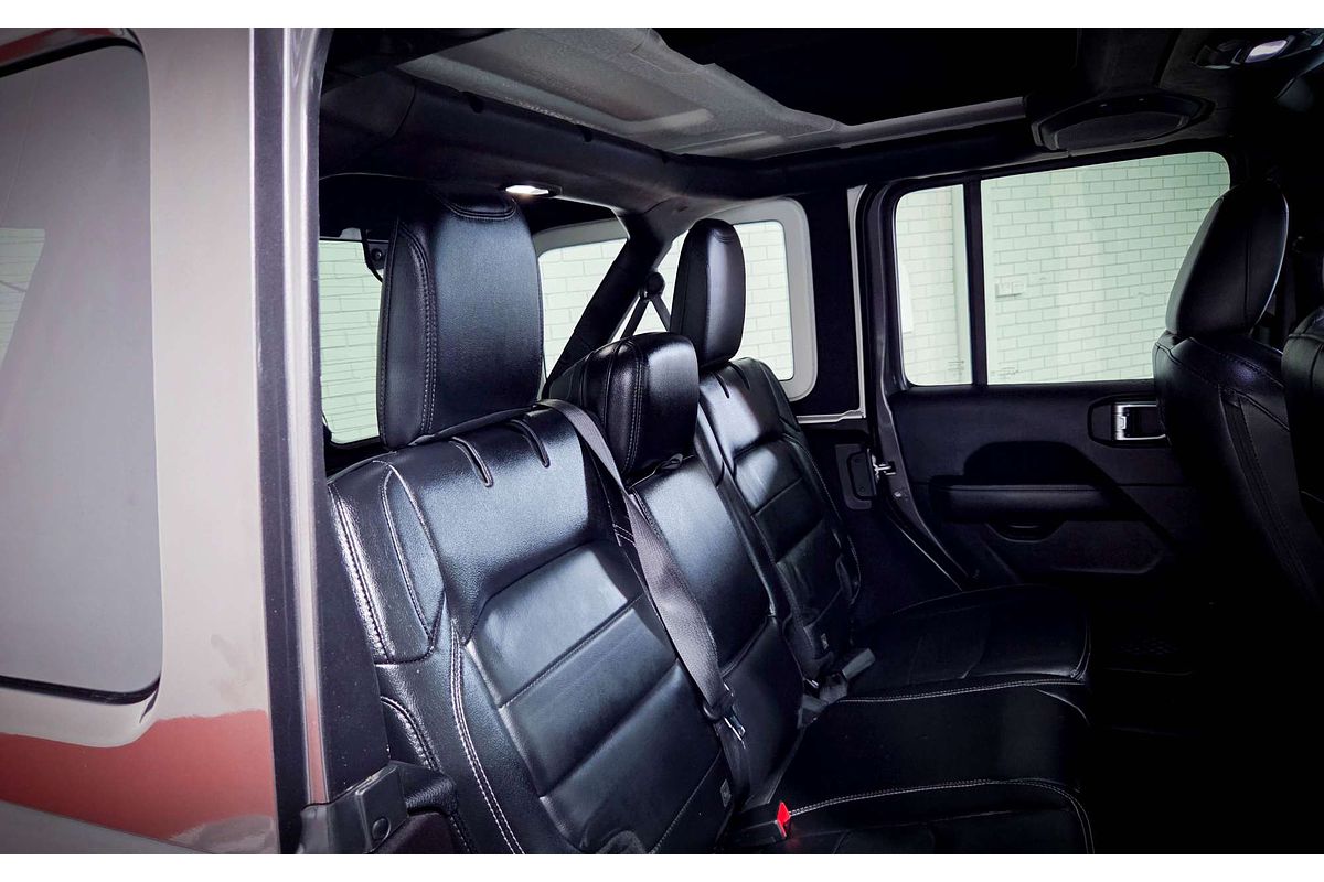 2019 Jeep Wrangler Unlimited Overland JL