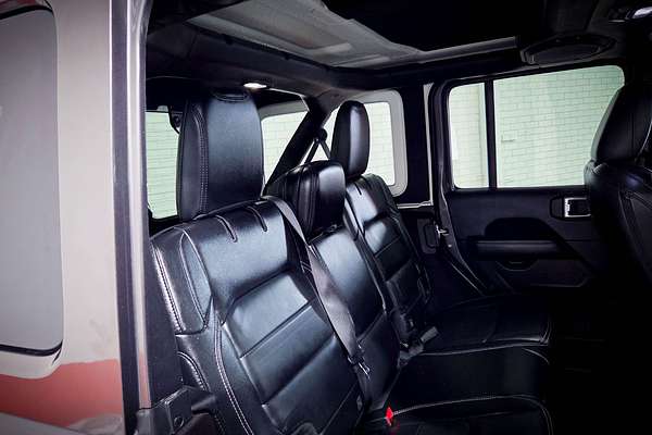 2019 Jeep Wrangler Unlimited Overland JL