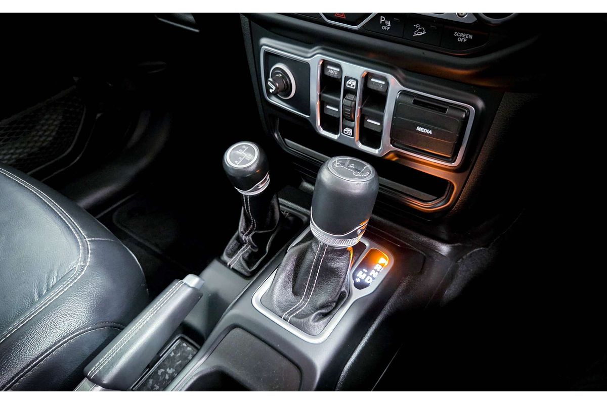 2019 Jeep Wrangler Unlimited Overland JL