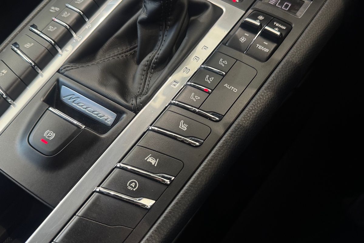 2018 Porsche Macan S 95B