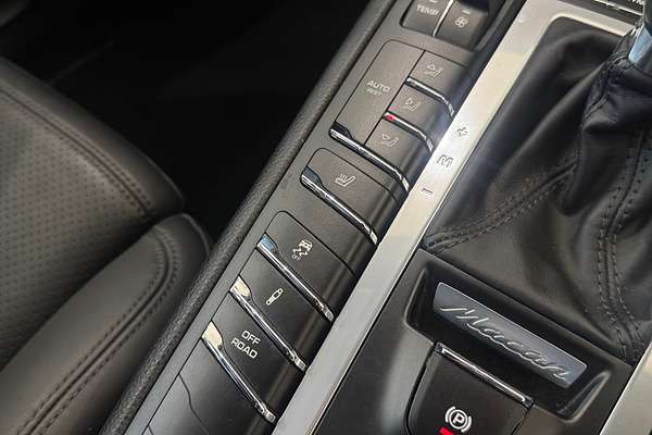2018 Porsche Macan S 95B