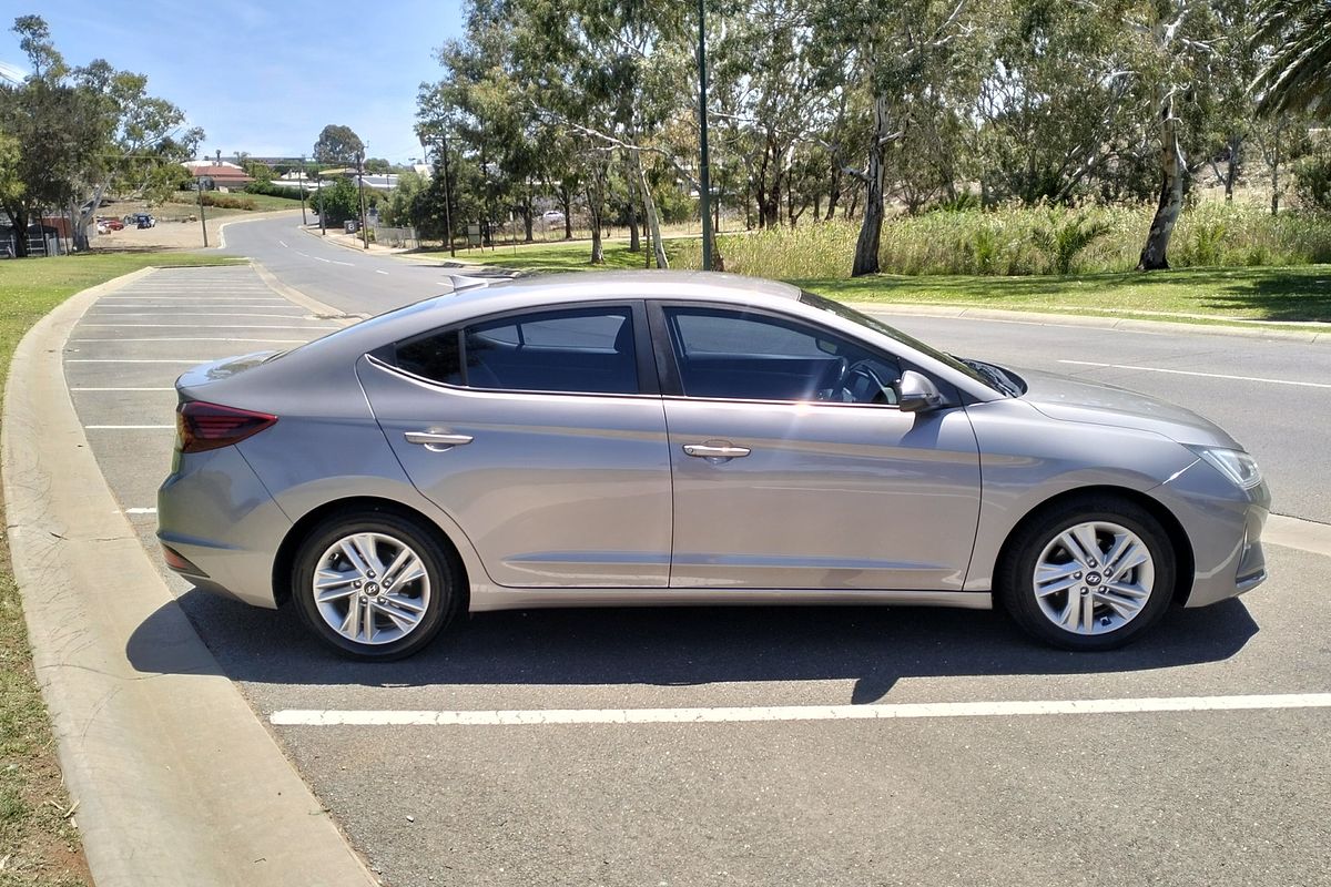2019 Hyundai Elantra Active AD.2