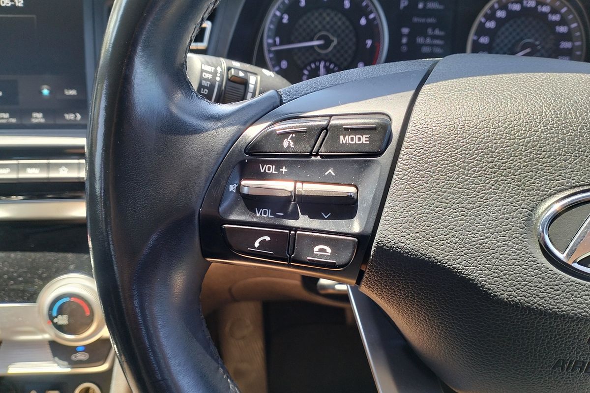 2019 Hyundai Elantra Active AD.2