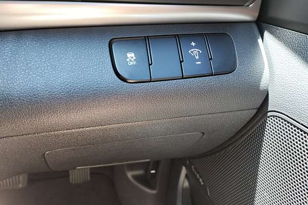 2019 Hyundai Elantra Active AD.2