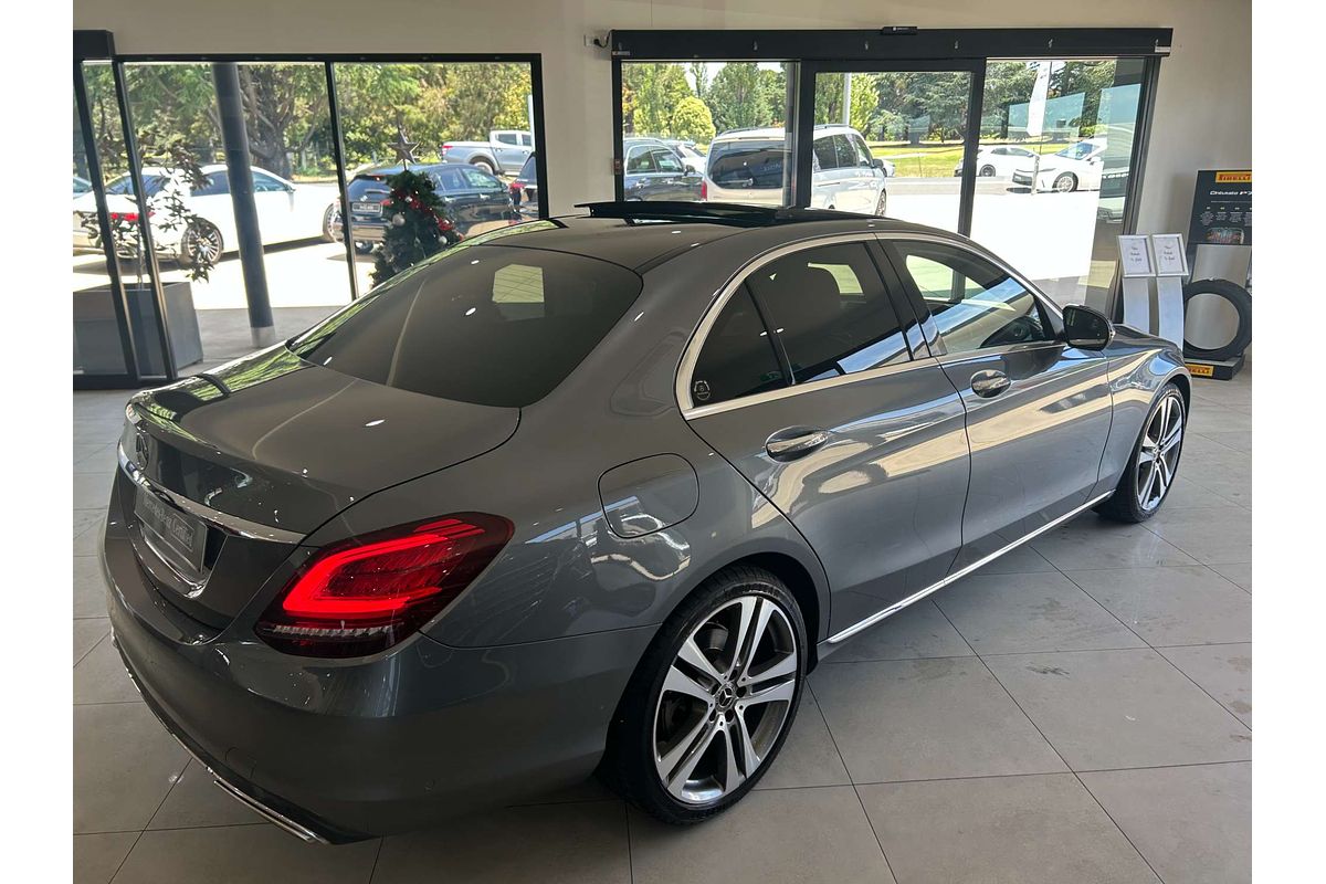 2018 Mercedes-Benz C-Class C300 W205