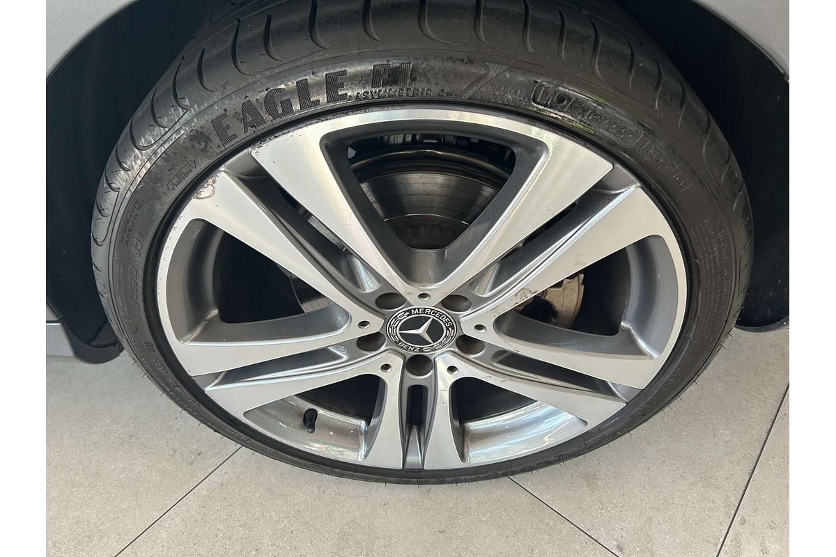 2018 Mercedes-Benz C-Class C300 W205