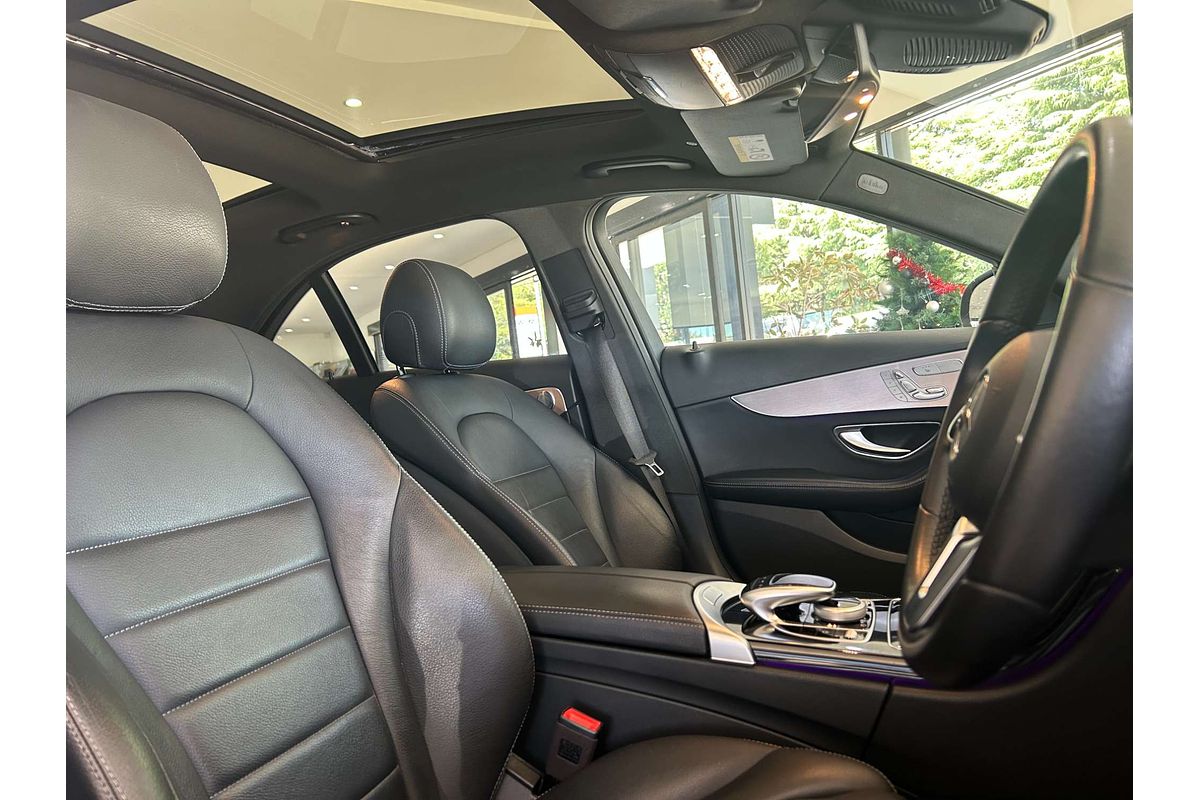 2018 Mercedes-Benz C-Class C300 W205