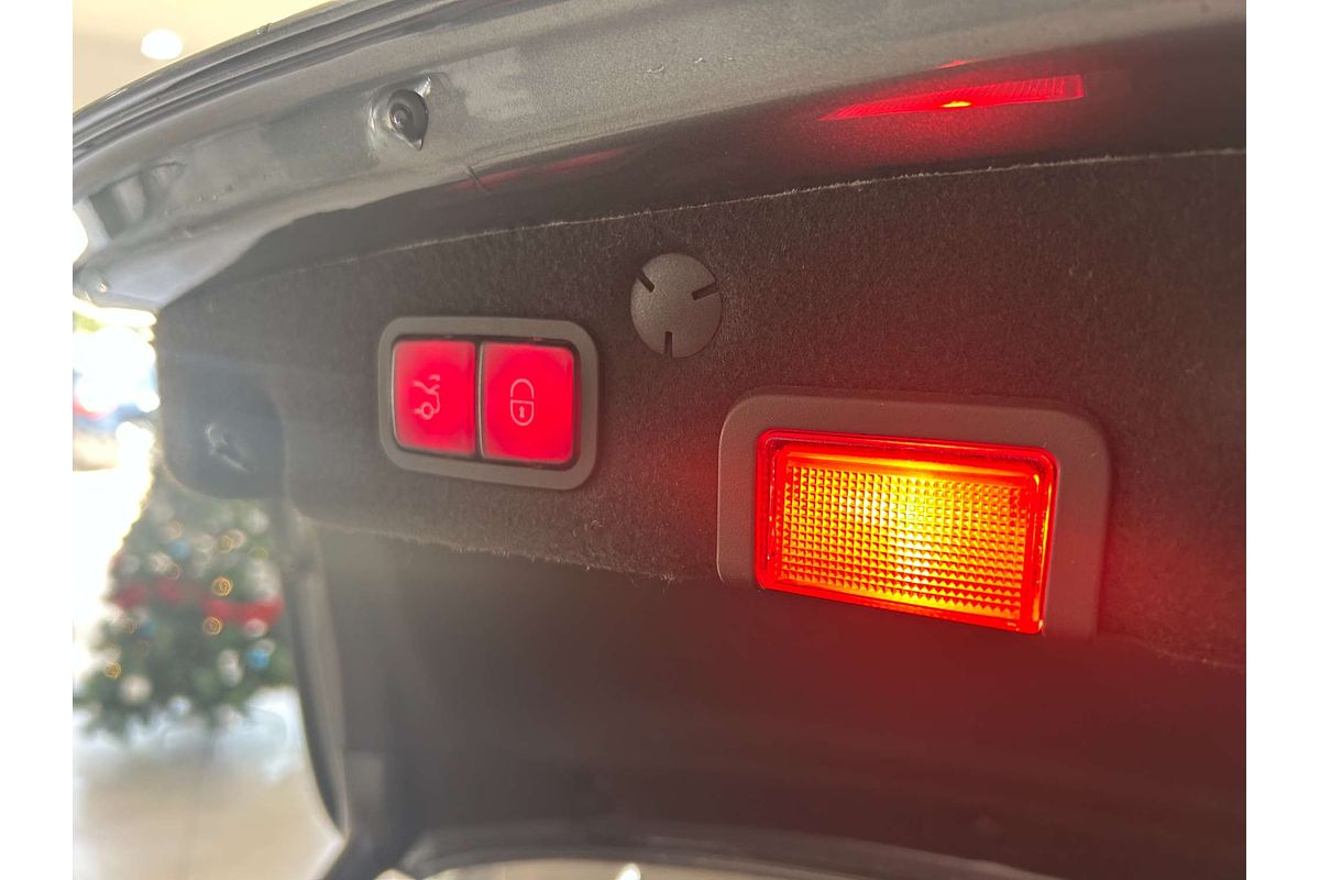 2018 Mercedes-Benz C-Class C300 W205