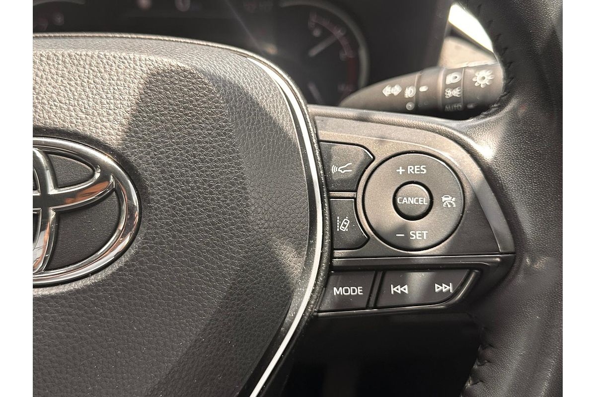 2021 Toyota RAV4 Edge AXAA54R