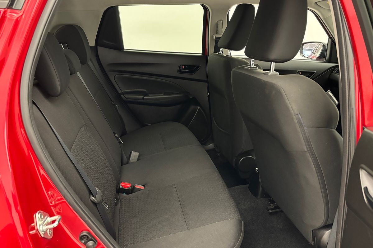 2018 Suzuki Swift GL Navigator AZ