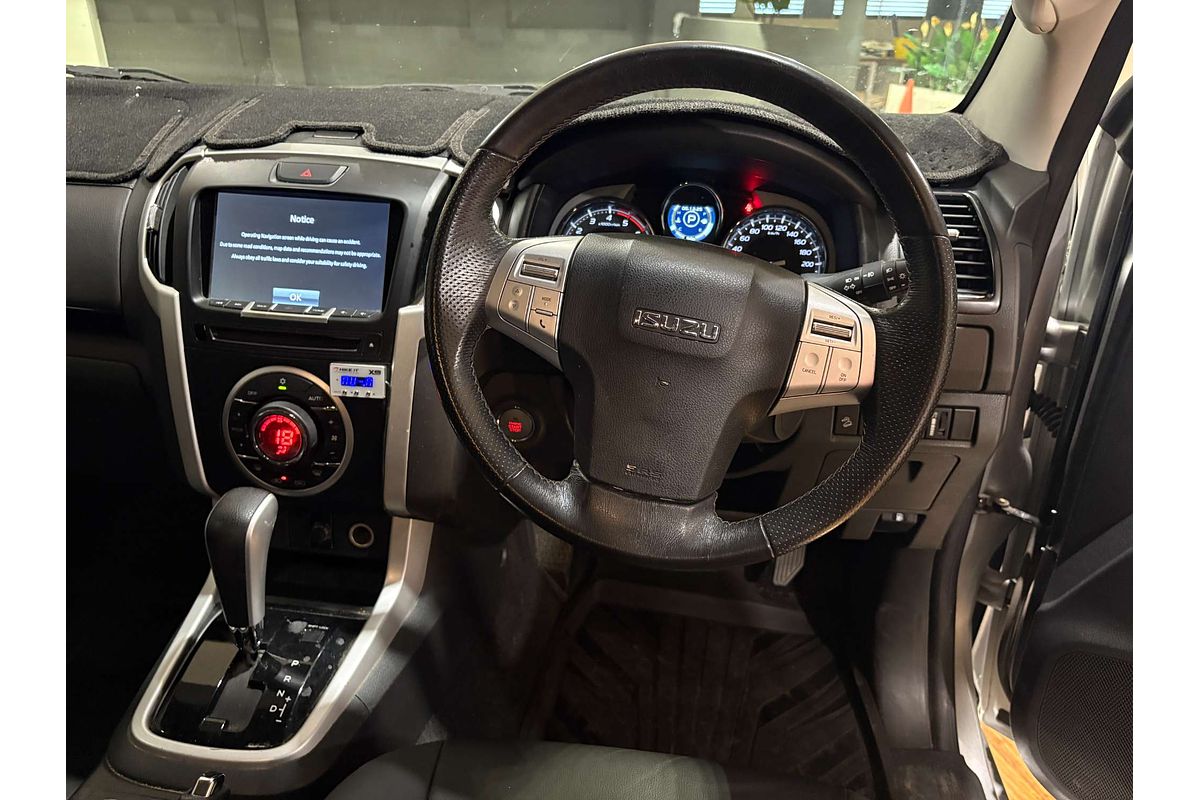 2020 Isuzu MU-X LS-T