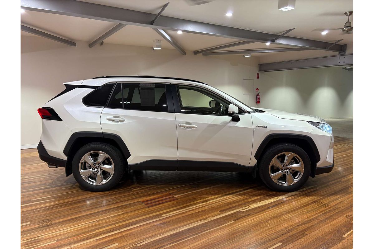 2020 Toyota RAV4 GXL AXAH52R