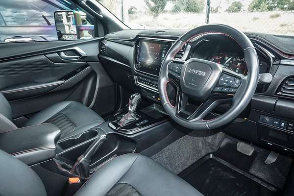 2024 Isuzu D-MAX X-TERRAIN 4X4