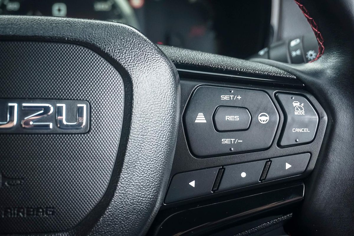 2024 Isuzu D-MAX X-TERRAIN 4X4