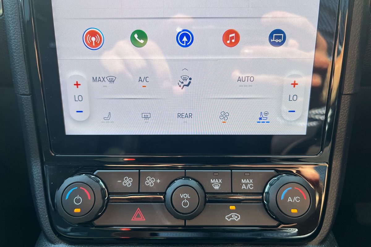 2024 Ford Everest Platinum 3.0L