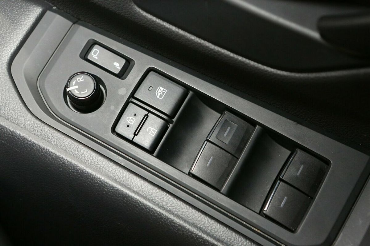 2025 Toyota Landcruiser GX FJA300R