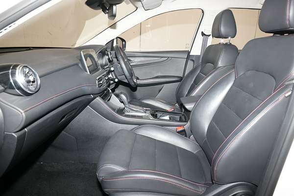 2024 MG HS Vibe SAS23