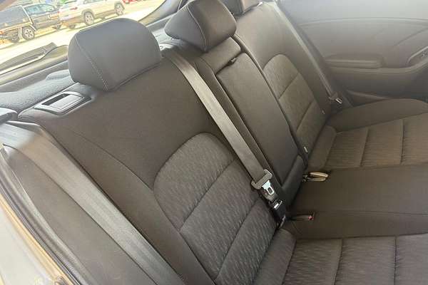 2015 Kia Cerato S YD