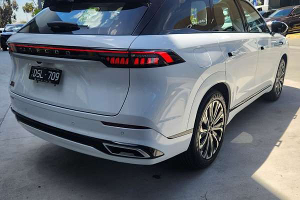 2025 Jaecoo J8 Track