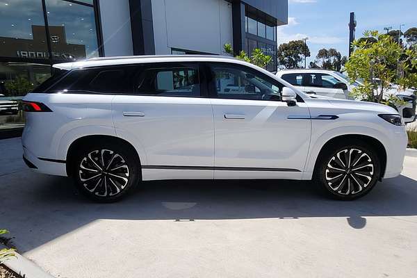 2025 Jaecoo J8 Track