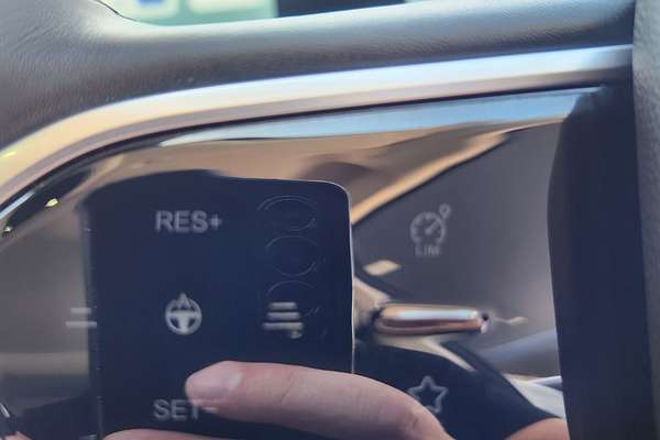 2025 Jaecoo J8 Track