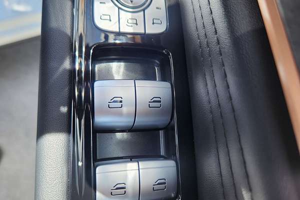 2025 Jaecoo J8 Track