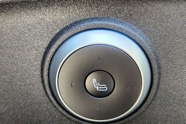 2025 Jaecoo J8 Track