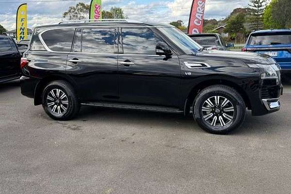 2024 Nissan Patrol Ti-L Y62