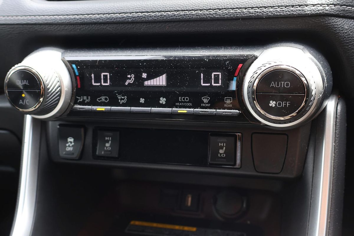 2020 Toyota RAV4 Cruiser AXAH54R