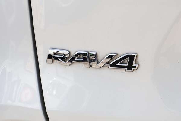 2020 Toyota RAV4 Cruiser AXAH54R