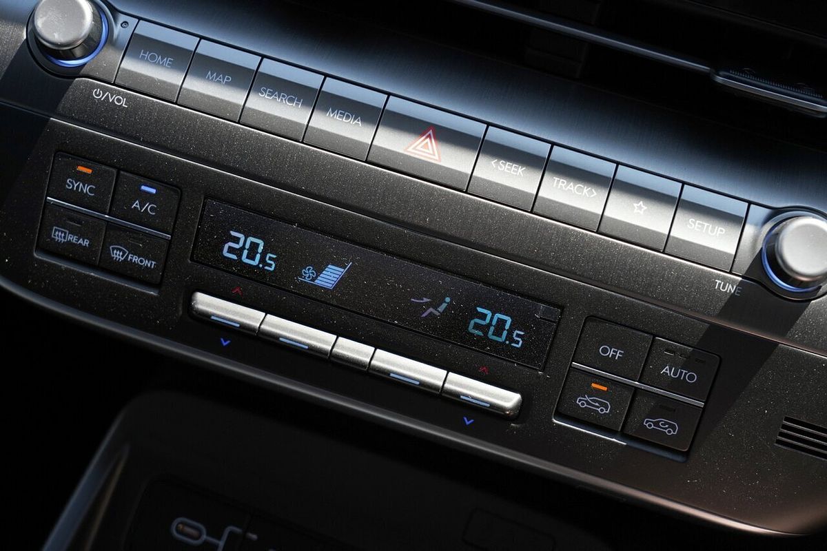 2025 Hyundai Kona Premium SX2.V3