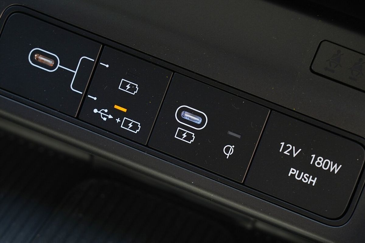 2025 Hyundai Kona Premium SX2.V3