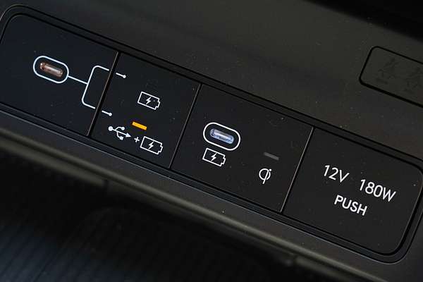 2025 Hyundai Kona Premium SX2.V3