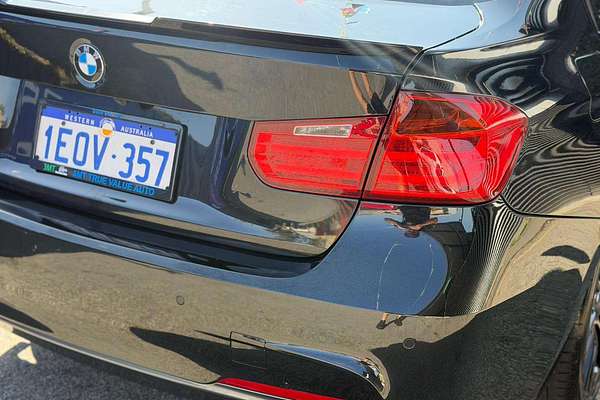2013 BMW 3 Series 320d F30