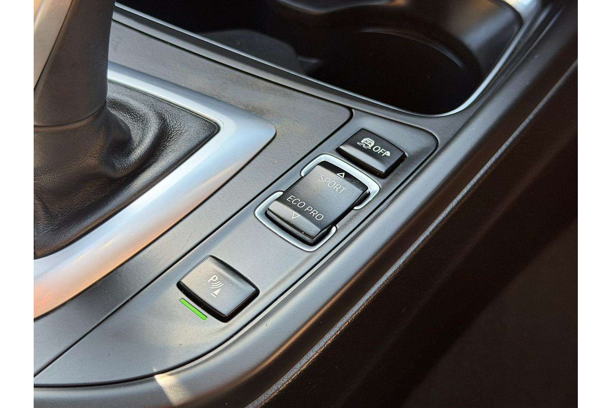 2013 BMW 3 Series 320d F30