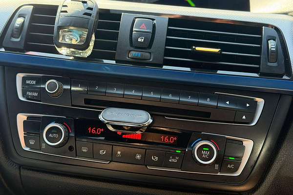 2013 BMW 3 Series 320d F30