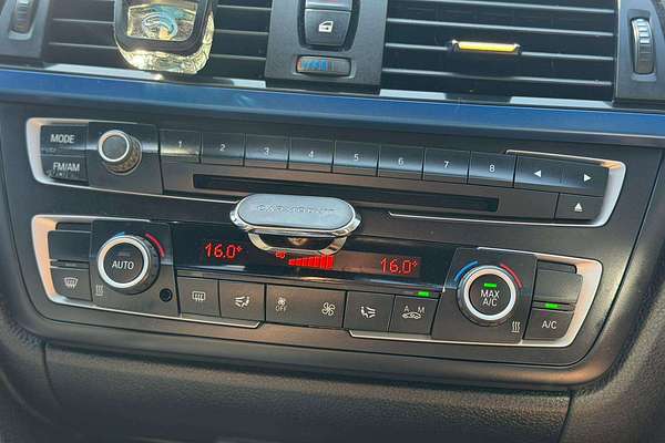 2013 BMW 3 Series 320d F30