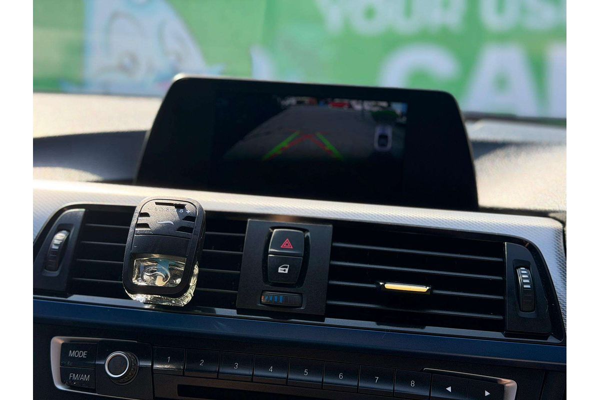 2013 BMW 3 Series 320d F30