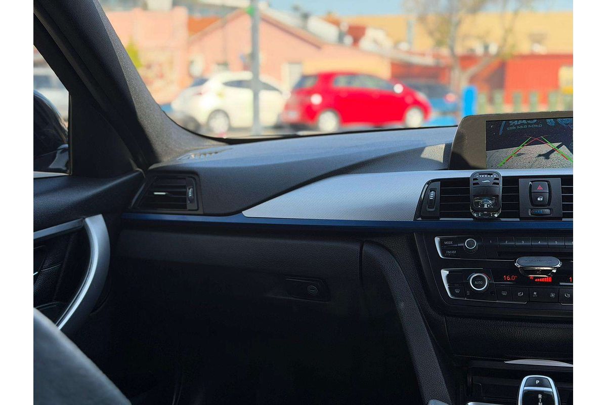 2013 BMW 3 Series 320d F30