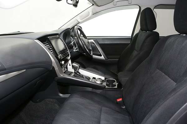 2022 Mitsubishi Pajero Sport GLS QF