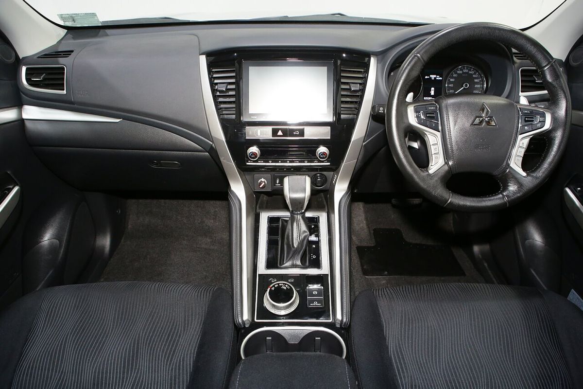 2022 Mitsubishi Pajero Sport GLS QF