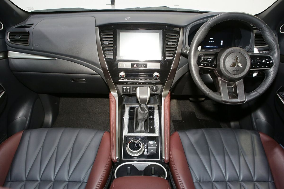 2024 Mitsubishi Pajero Sport GSR QG