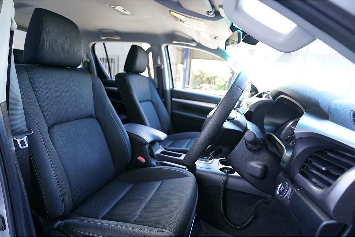 2023 Toyota Hilux SR5 GUN126R 4X4