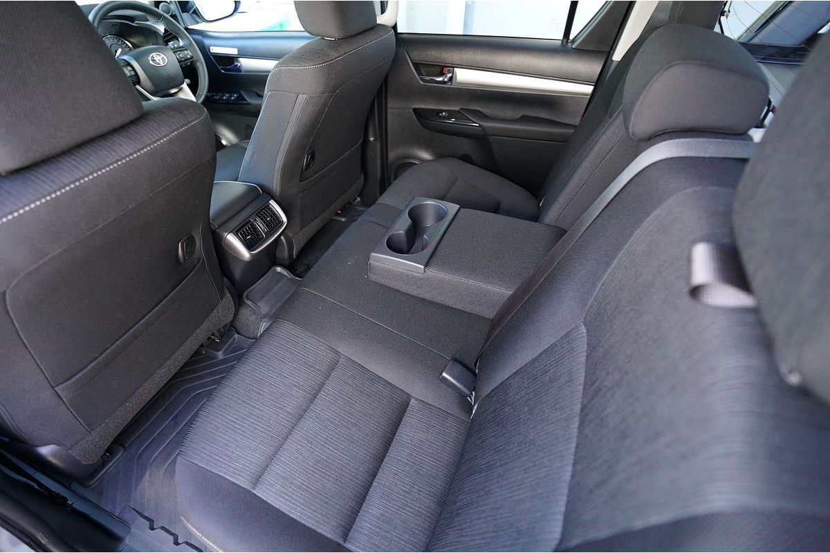 2023 Toyota Hilux SR5 GUN126R 4X4