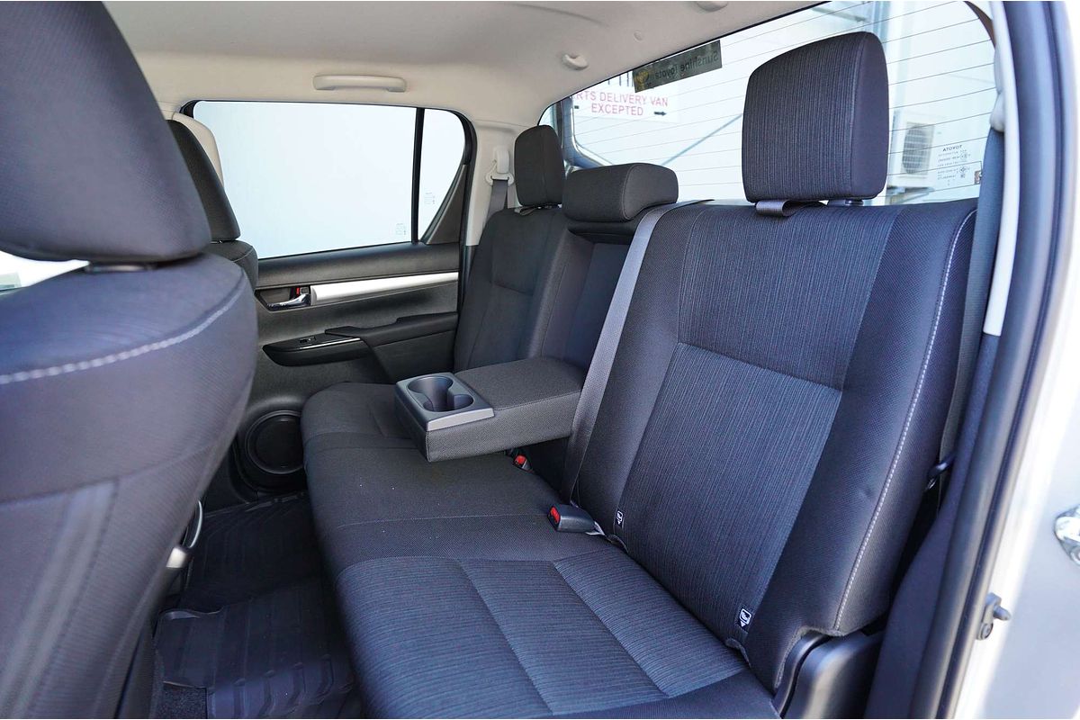 2023 Toyota Hilux SR5 GUN126R 4X4